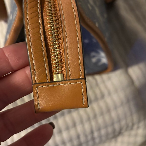 Tory Burch T Monogram small tote in denim - Picture 10 of 16